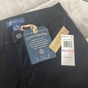 NWT Democracy black denim Ab solution size 6 jegging